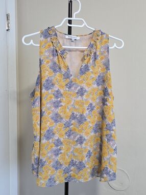 Rose & Olive Yellow & Lavender Floral Sleeveless V-Neck Top